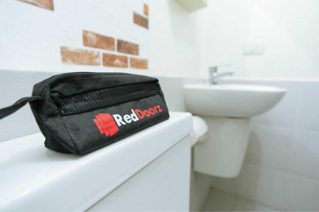 Reddoorz @ Jalan Padat Karya Prabumulih Perabumulih Ngoại thất bức ảnh
